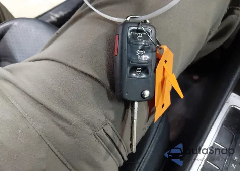 2013 Volkswagen Passat 2.5L Se из США, поврежденный, VIN 1VWBP7A35DC015214